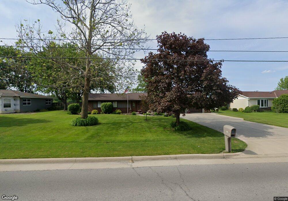 335 E Dustman Rd, Bluffton, IN 46714 - photo 1