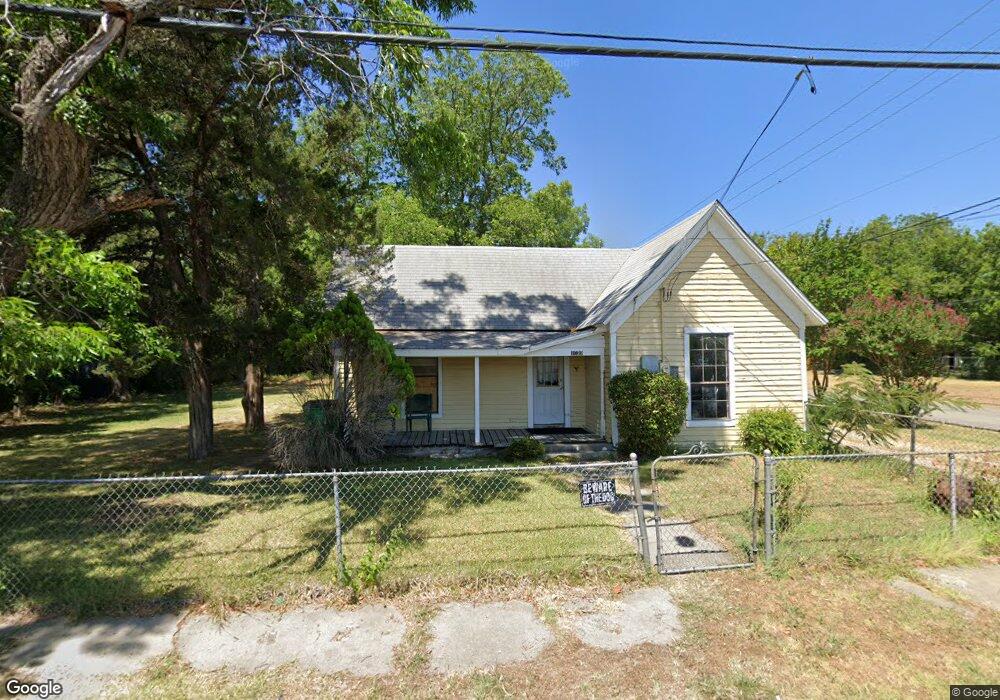 1039 N Morris St, Gainesville, TX 76240 - photo 1