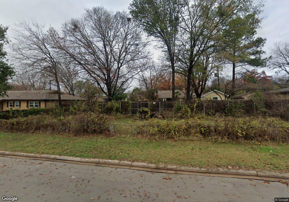 852 Dianna Ave, Hurst, TX 76053 - photo 1