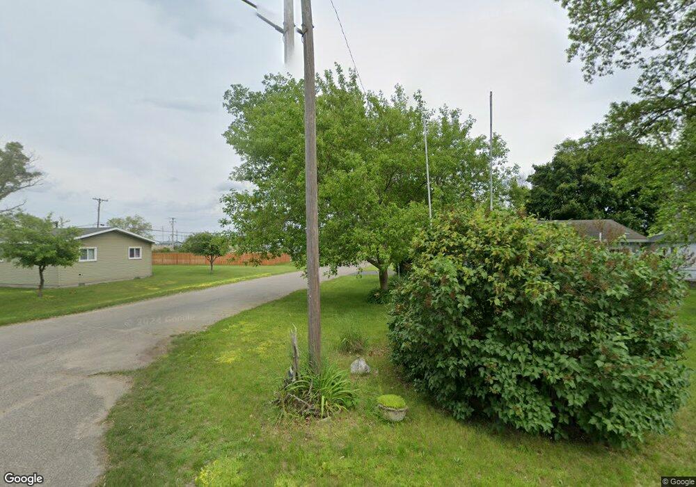 919 Farnsworth St, Oscoda, MI 48750 - photo 1