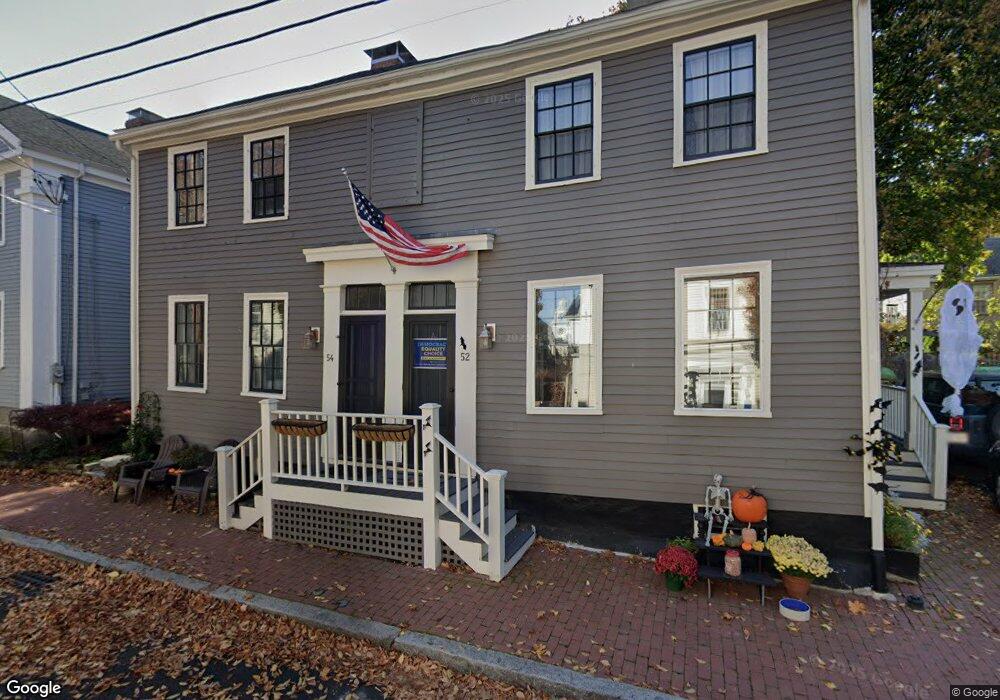 52 Temple St unit 2, Newburyport, MA 01950 - photo 1
