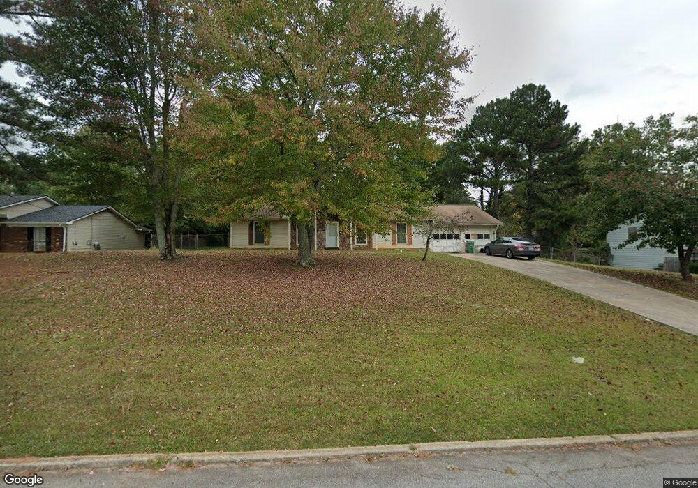 2045 Wellborn Rd unit 1, Lithonia, GA 30058 - photo 1