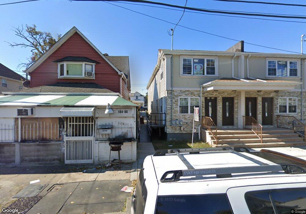 104-76 165th St, Jamaica, NY 11433 - photo 1