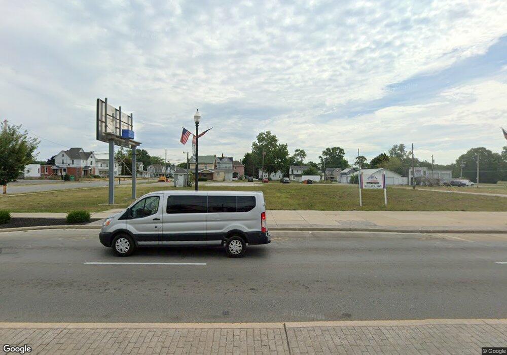 227 N Main St, Findlay, OH 45840 - photo 1