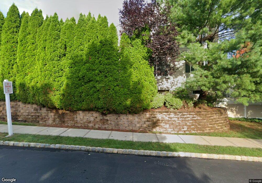 268 Patriot Hill Dr, Basking Ridge, NJ 07920 - photo 1