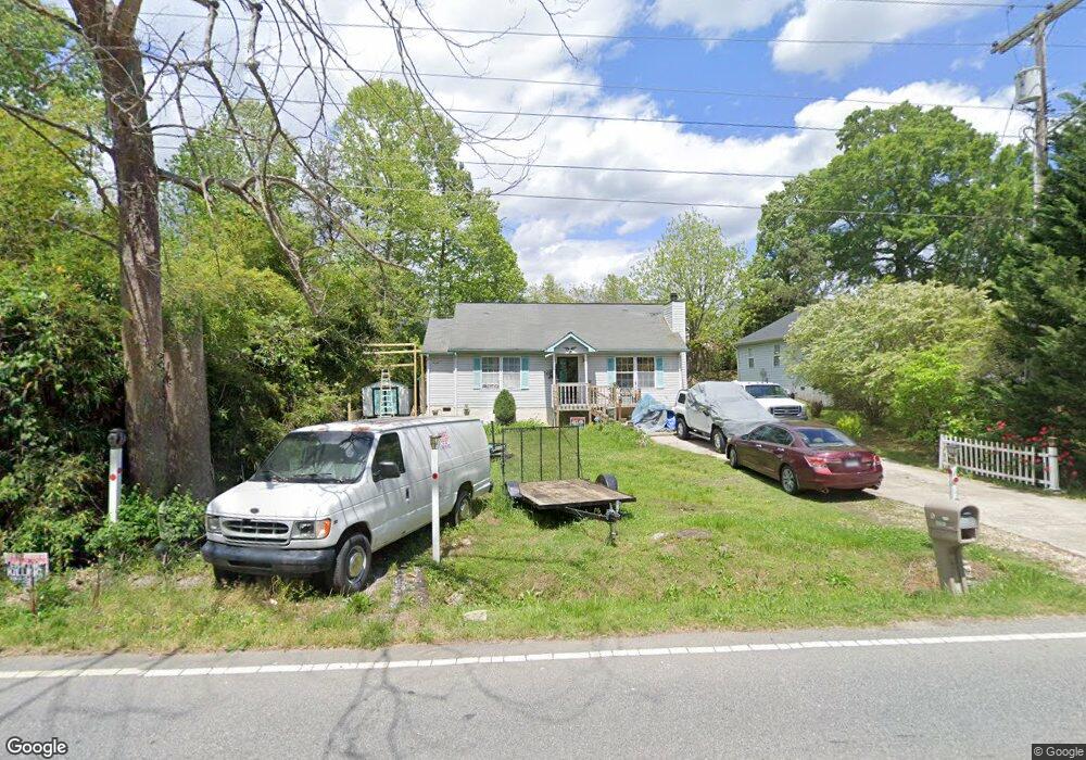 2921 Triangle Lake Rd, High Point, NC 27260 - photo 1