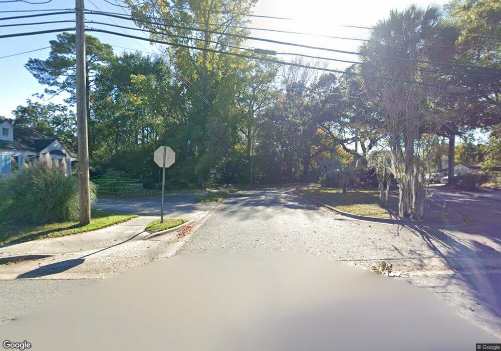 1900 E Gwinnett St, Savannah, GA 31404 - photo 1