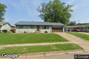 1237 Hilltop Dr, Milan, IL 61264