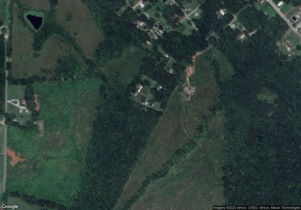 634 Thomas St, Victoria, VA 23974 - photo 1