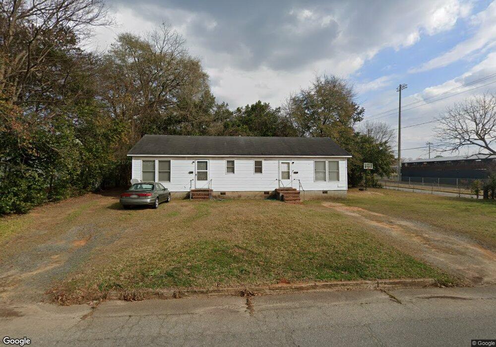 712 Oak Ave unit AB, Americus, GA 31709 - photo 1