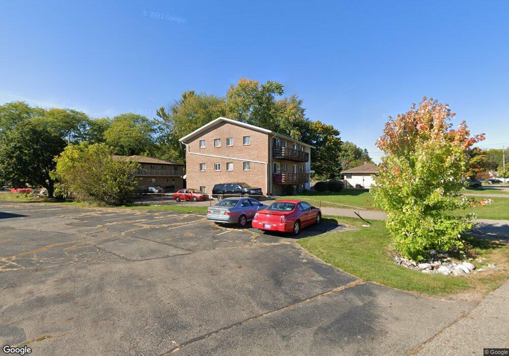 819 E Thomas L Pkwy, Lansing, MI 48917 - photo 1