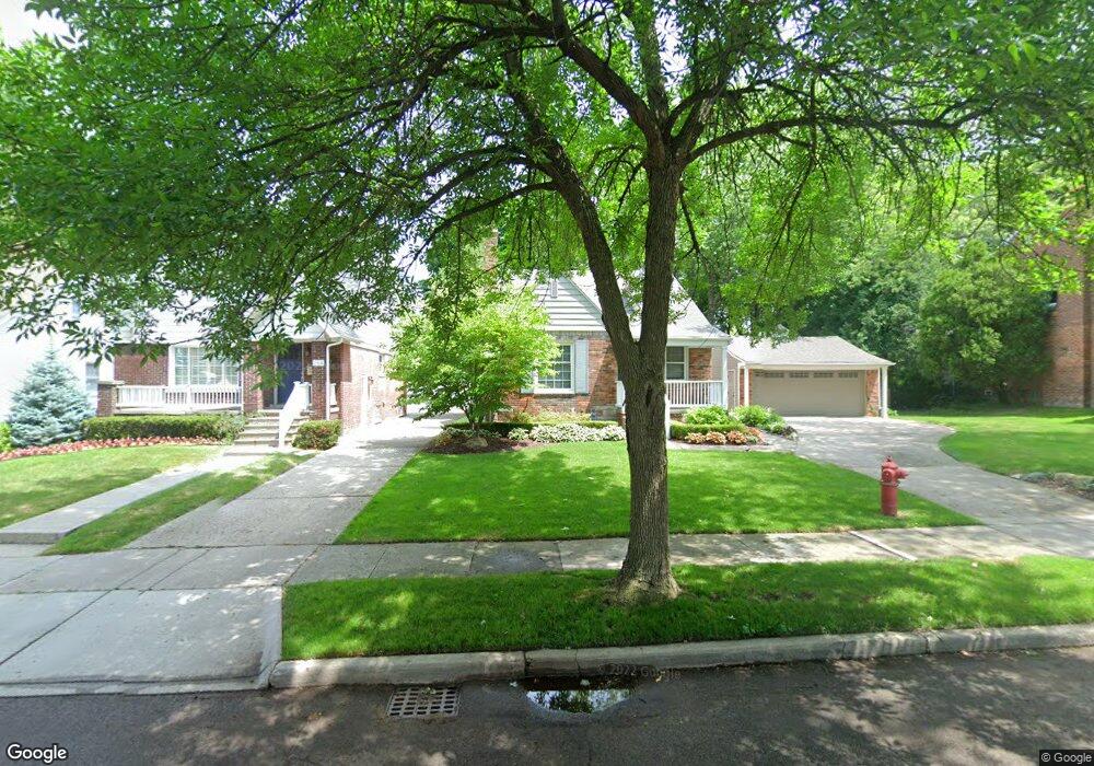 262 Ridgemont Rd, Grosse Pointe Farms, MI 48236 - photo 1