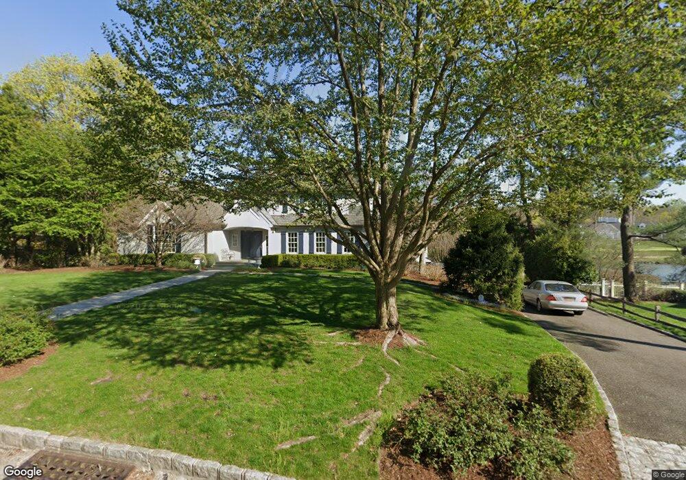 17 Papermill Rd, Manhasset, NY 11030 - photo 1