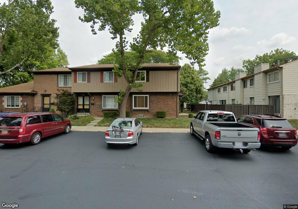 1992 Seabright Ct, Royal Oak, MI 48073 - photo 1