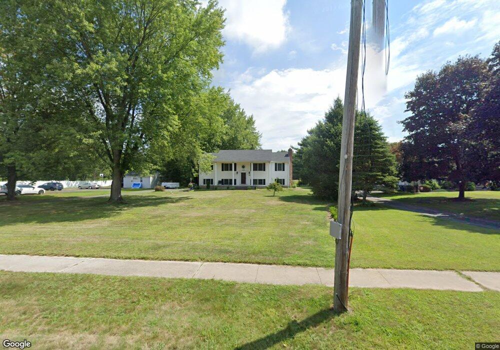 224 N Maple St, Enfield, CT 06082 - photo 1