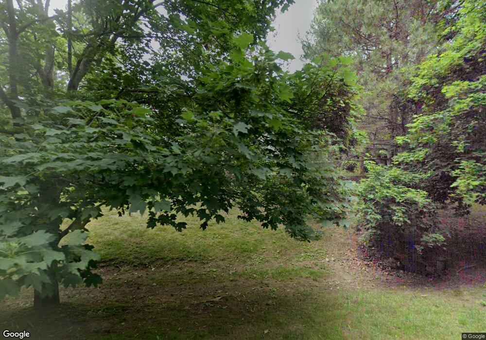 4 Stonegate Ln, Dover, MA 02030 - photo 1