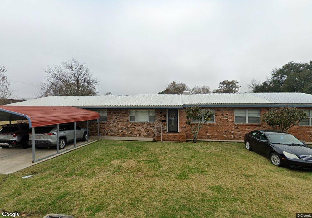 202 Hilliard St, New Iberia, LA 70560 - photo 1