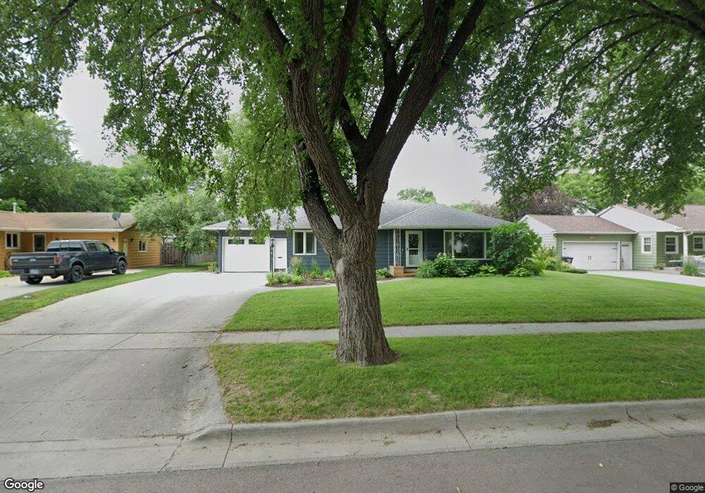 1636 Plumtree Rd N, Fargo, ND 58102 - photo 1