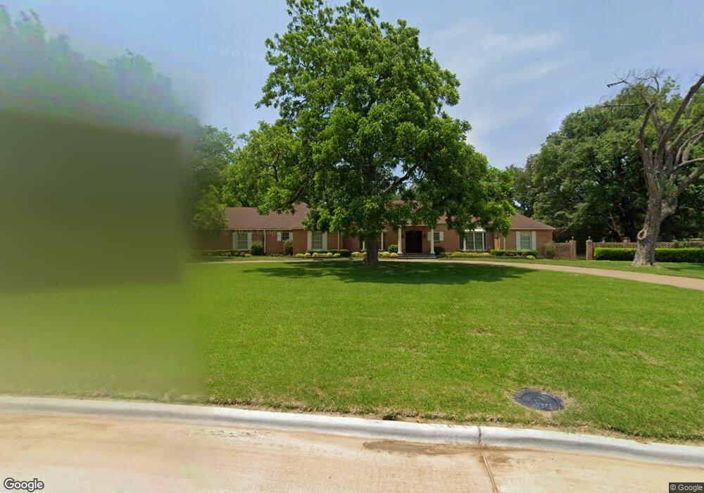 3805 W Bay Cir, Dallas, TX 75214 - photo 1