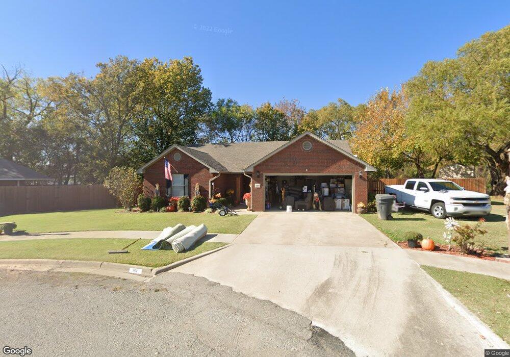 809 Creekside St E, Ardmore, OK 73401 - photo 1