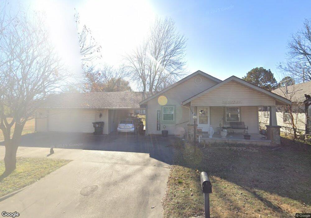 1230 W 6th St, Okmulgee, OK 74447 - photo 1
