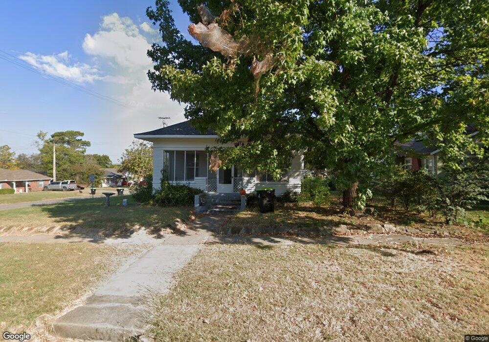 130 W 17th St, Ada, OK 74820 - photo 1