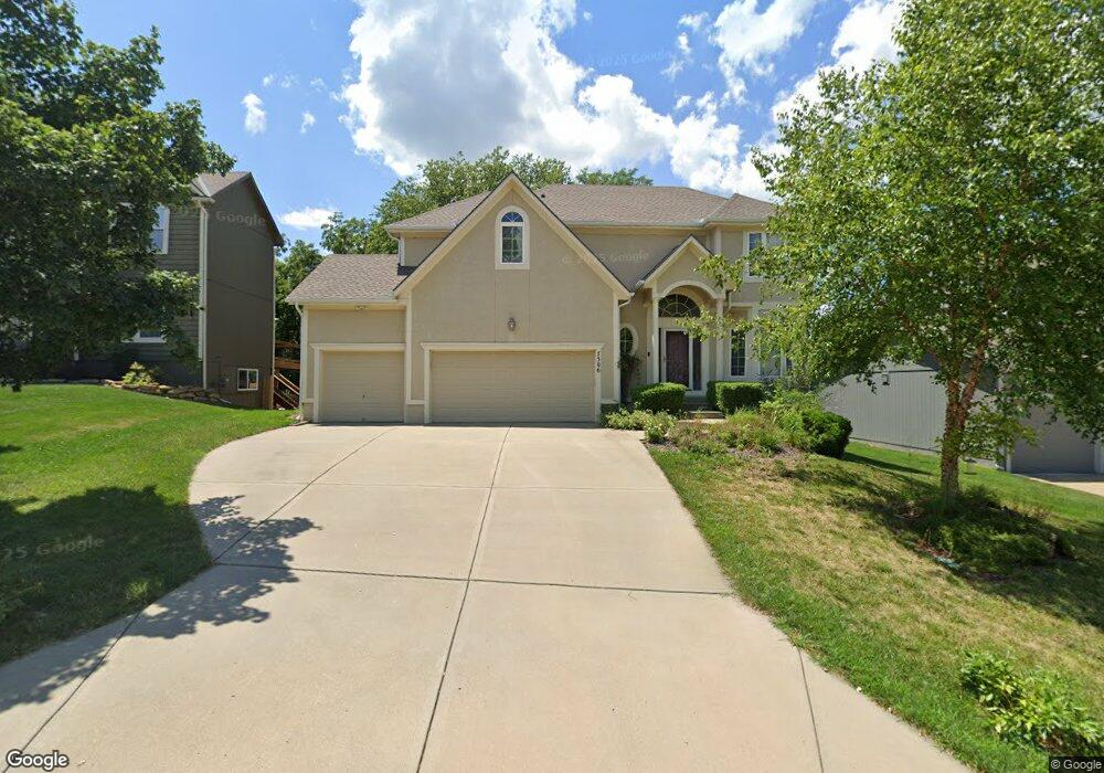 7306 Charles St, Shawnee, KS 66216 - photo 1