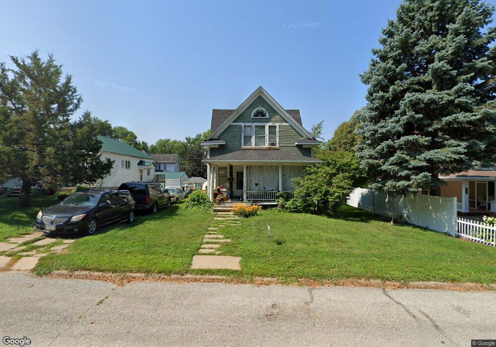 304 W Clarinda Ave, Shenandoah, IA 51601 - photo 1