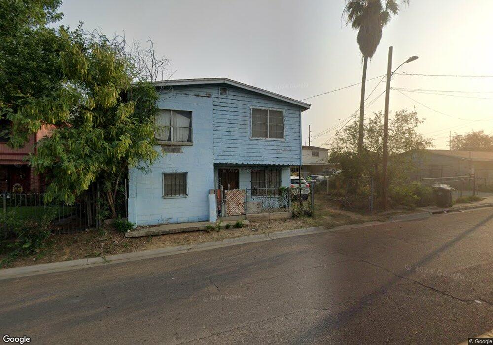 204 E Lyon St, Laredo, TX 78040 - photo 1