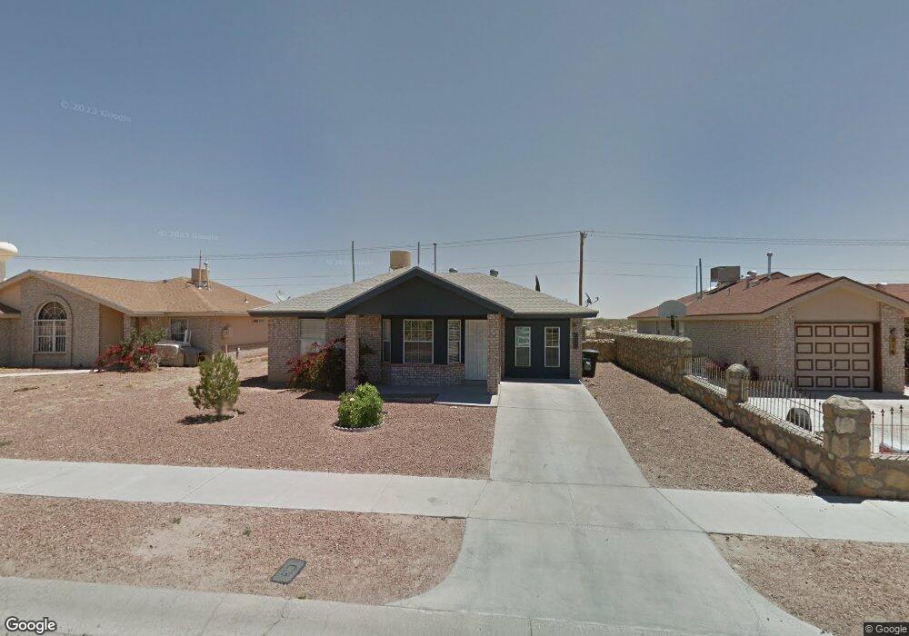 212 Tierra Linda Dr, Horizon City, TX 79928 - photo 1