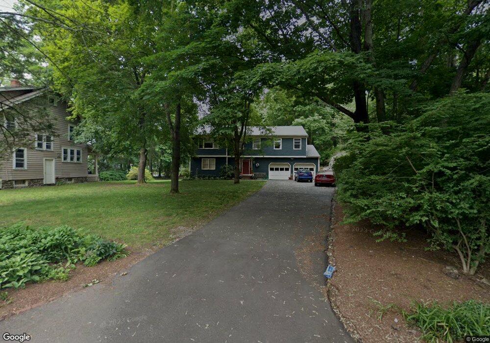 5 Old Lantern Rd, Norwalk, CT 06851 - photo 1