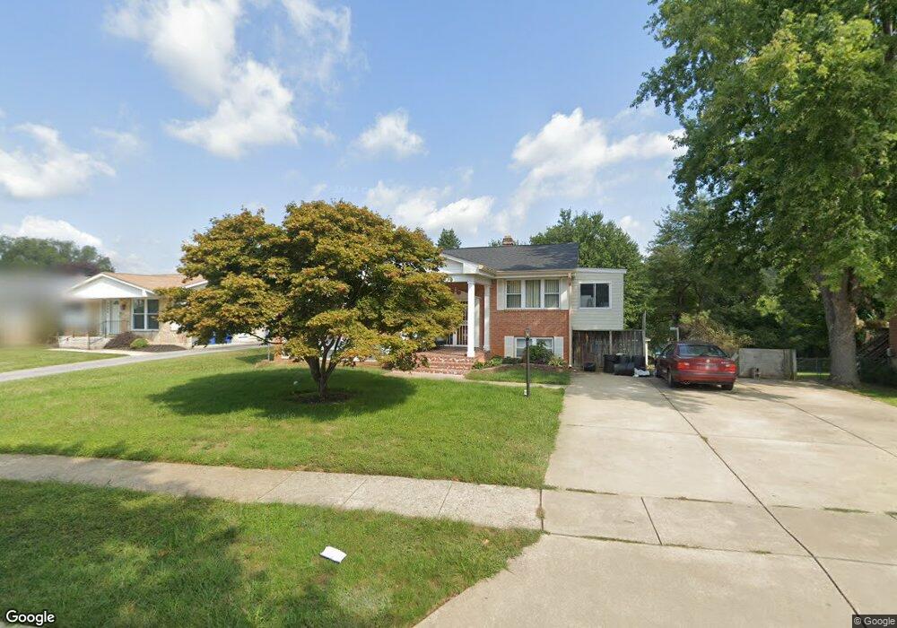 9904 Hoyt Cir, Randallstown, MD 21133 - photo 1