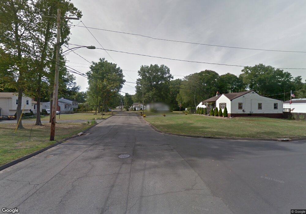 86 Howe St unit B, North Haven, CT 06473 - photo 1