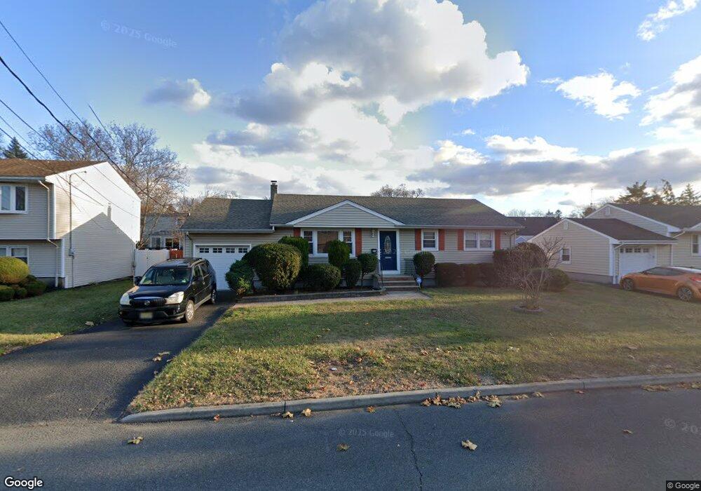 743 Coolidge Ave, North Plainfield, NJ 07063 - photo 1