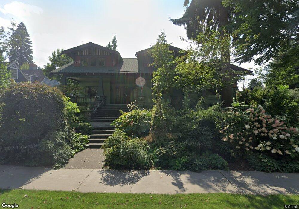 816 NW Riverside Blvd, Bend, OR 97701 - photo 1