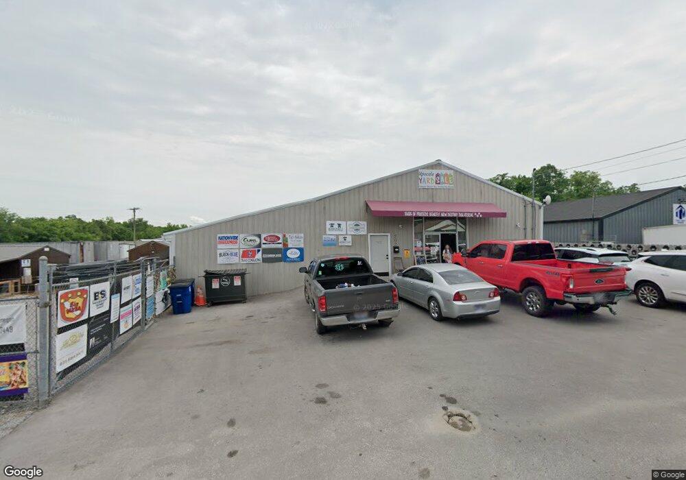 202 E Highland Ave, Shelbyville, TN 37160 - photo 1