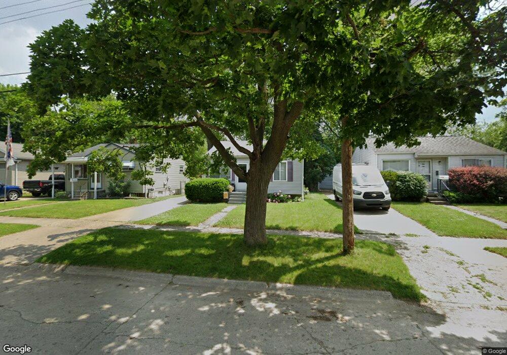 983 Hubbard Ave, Flint, MI 48503 - photo 1