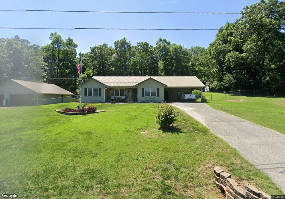 497 Owens Cir NE, Calhoun, GA 30701 - photo 1