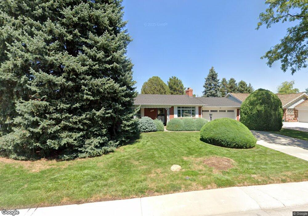 487 Oswego St, Aurora, CO 80010 - photo 1