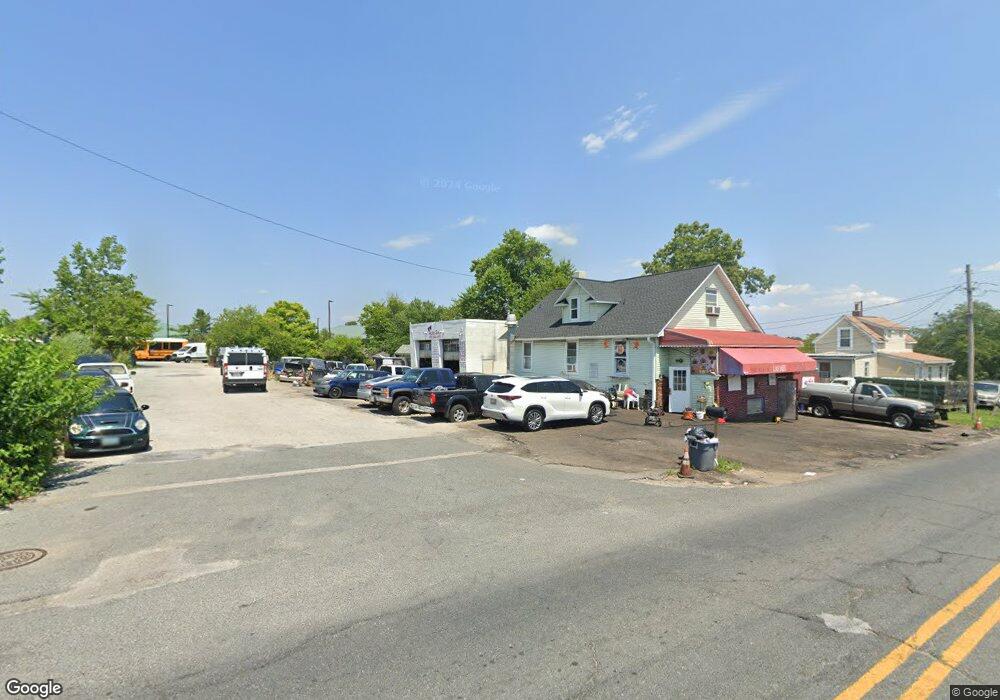 7208 Windsor Mill Rd, Windsor Mill, MD 21244 - photo 1