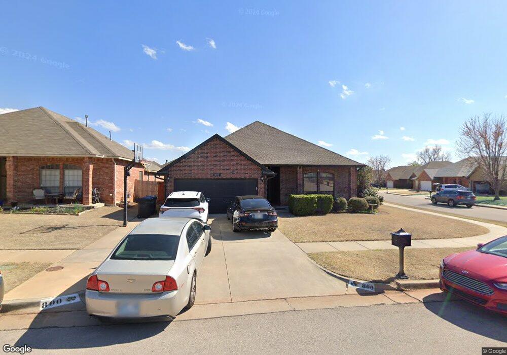 800 Elm Creek Dr, Moore, OK 73160 - photo 1