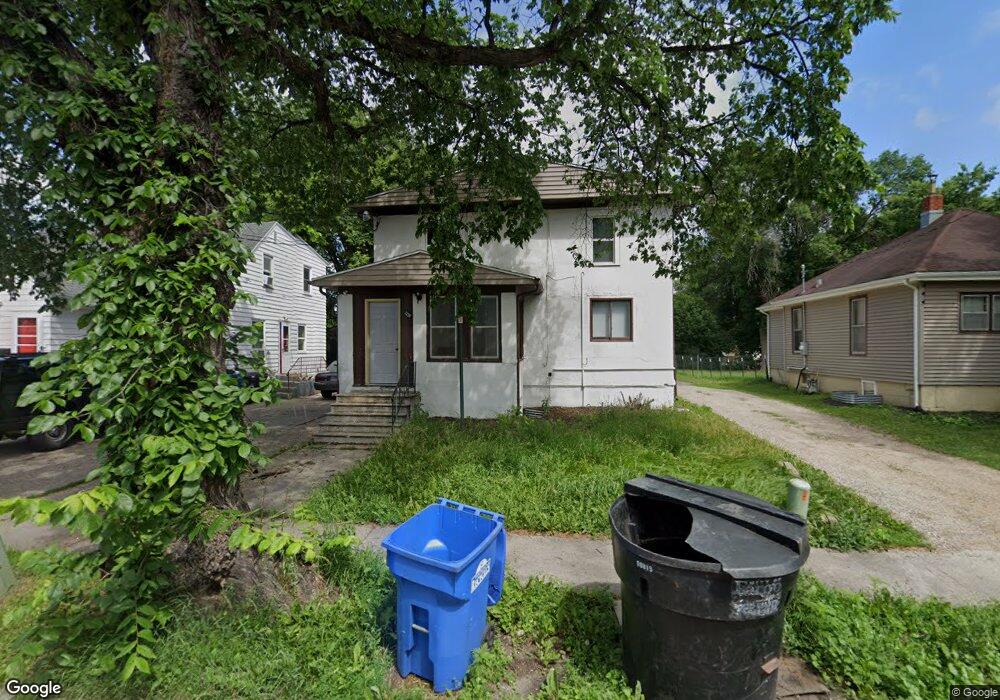 1235 11 1 2 St N, Fargo, ND 58102 - photo 1