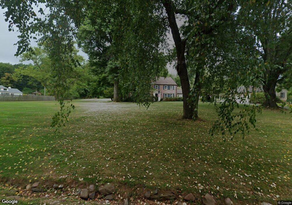 24 Kenmore Rd, Bloomfield, CT 06002 - photo 1