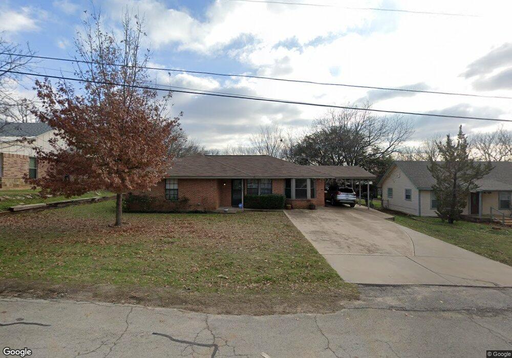 304 E 3rd St, Weatherford, TX 76086 - photo 1
