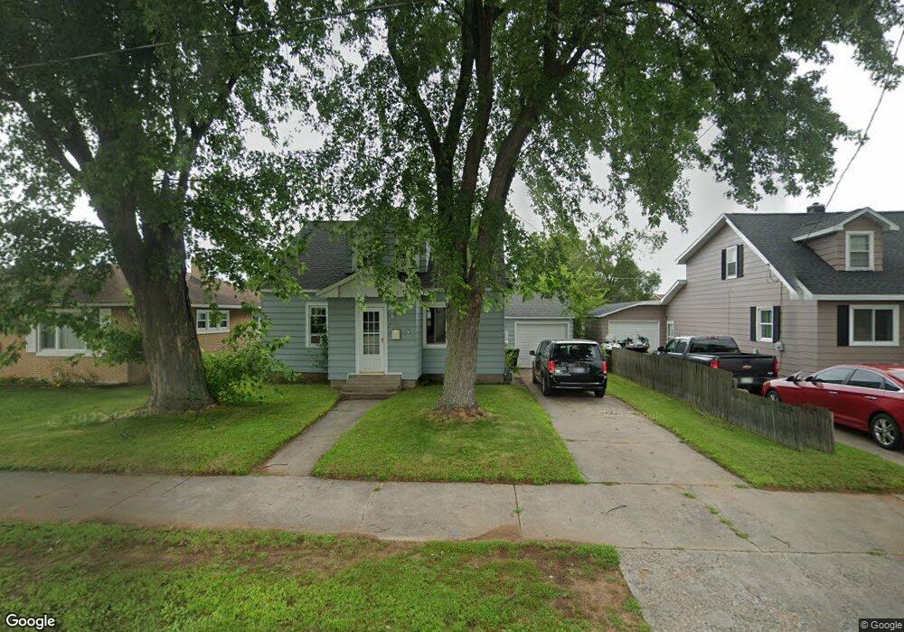 2508 16th Ave, Menominee, MI 49858 - photo 1