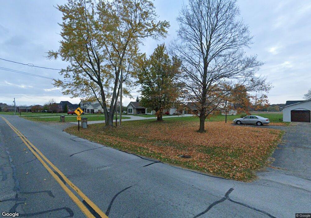 11401 Glynwood Rd, Wapakoneta, OH 45895 - photo 1