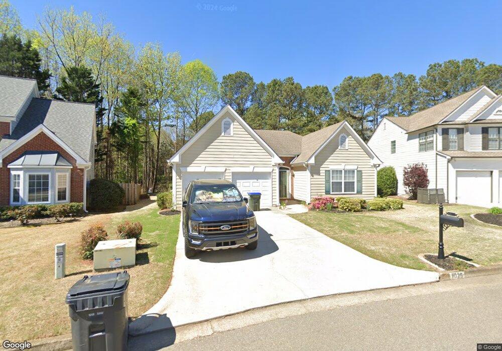 1025 Crabapple Lake Cir, Roswell, GA 30076 - photo 1
