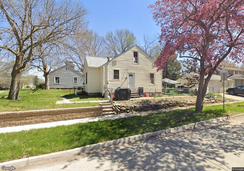 4616 Hickman Rd, Des Moines, IA 50310 - photo 1