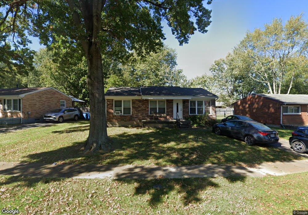 9208 Pagoda Dr, Louisville, KY 40229 - photo 1