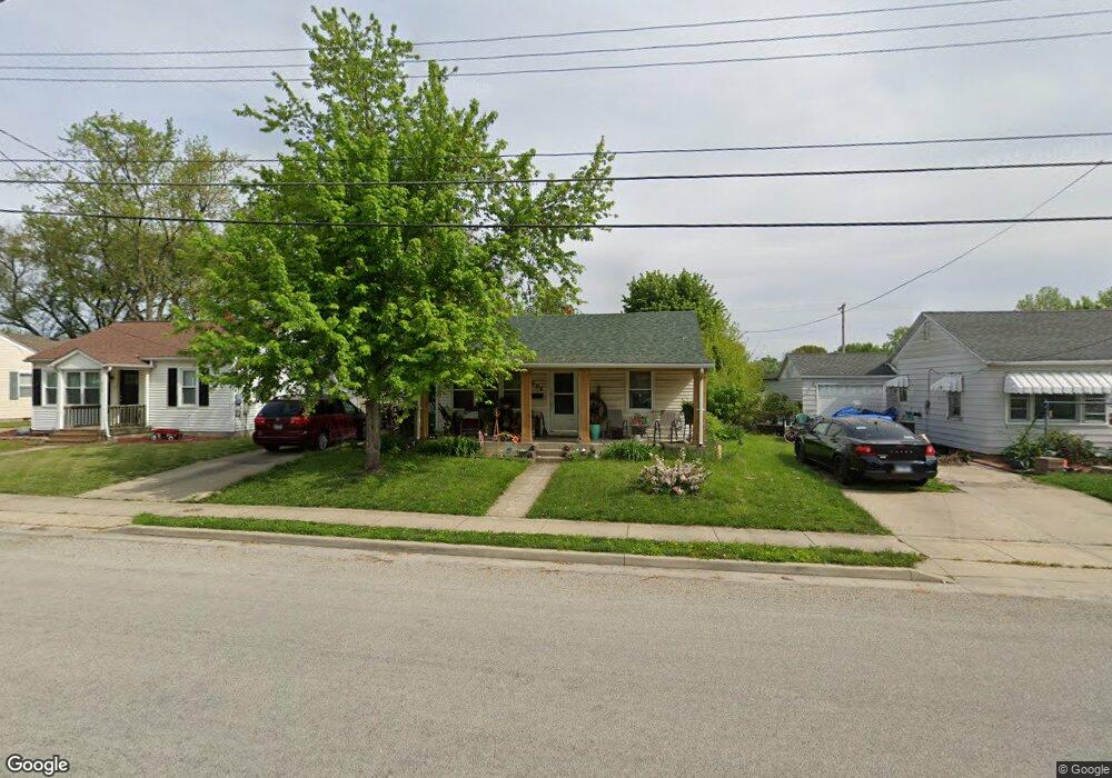 608 Oklahoma Ave, Mattoon, IL 61938 - photo 1